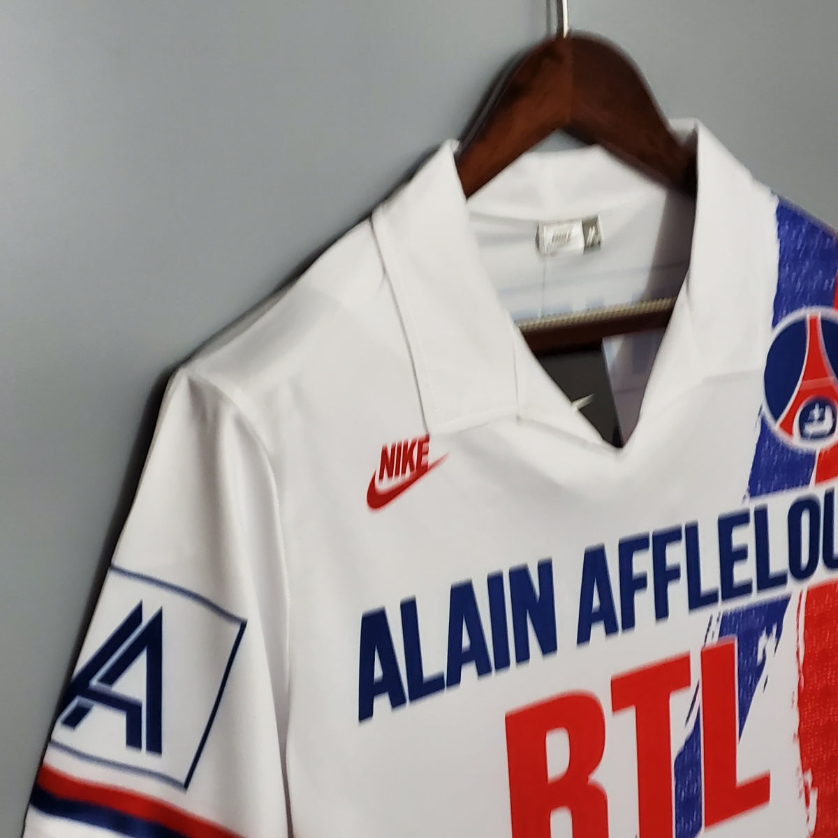 Paris Saint-Germain maillot rétro 90/92