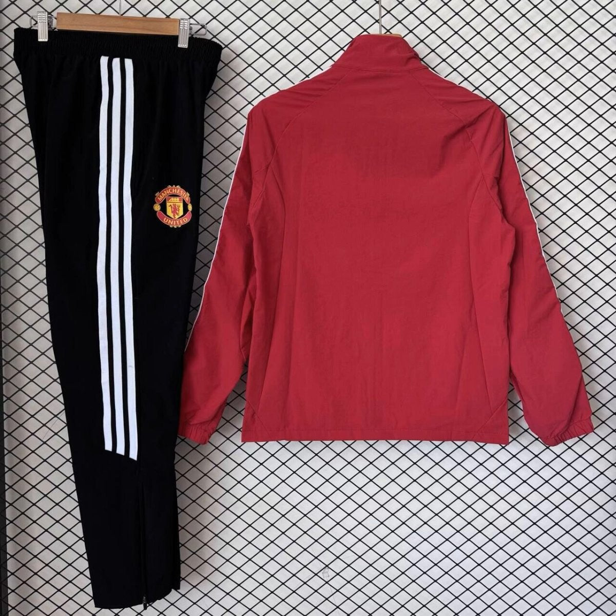 Manchester United FC 2026/2027 survêtement (veste + pantalon)